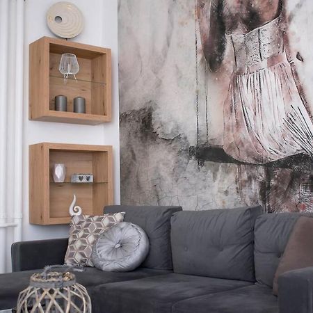 Elegant Stylish Modern Downtown Home Next 2 Danube Boedapest Buitenkant foto